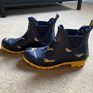 Joules Chelsea Rainboots with Puppy Dog Pattern